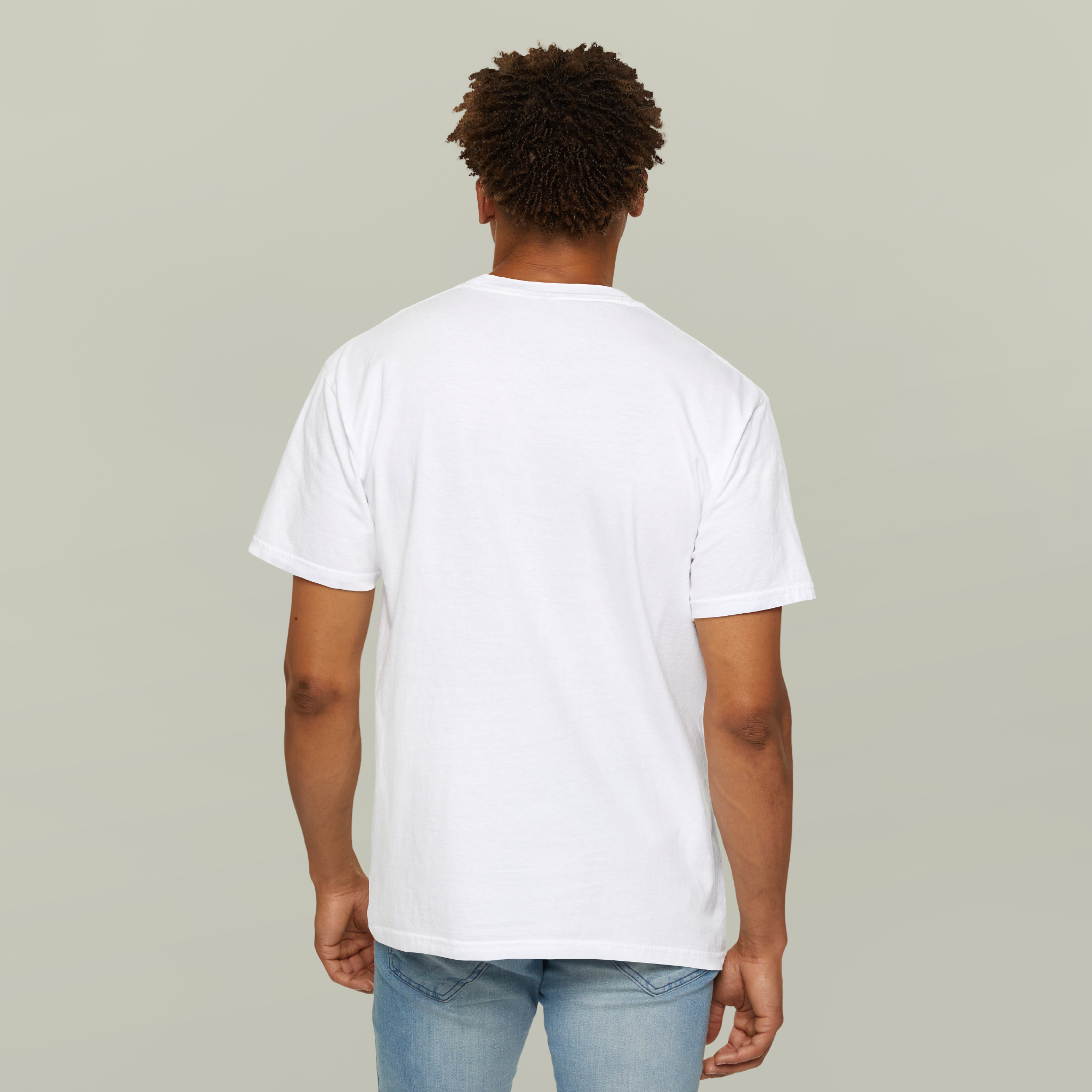 Garment-dyed cotton t-shirt detail